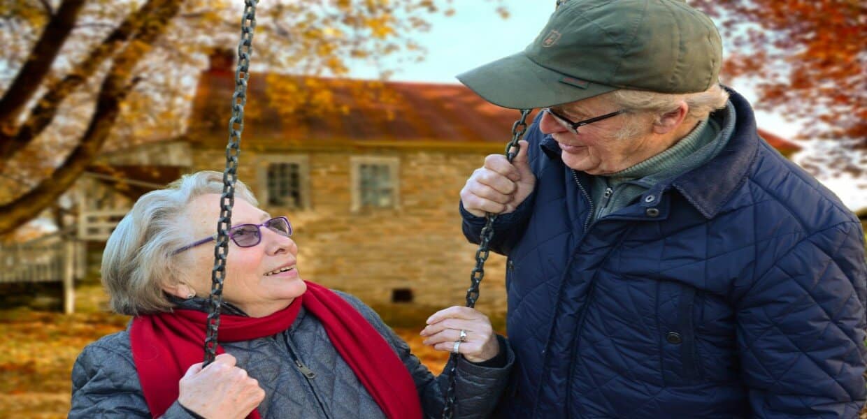 carechaincouple34761